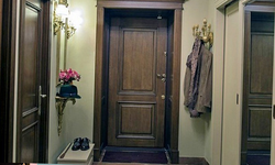 If the entrance door is in the kitchen photo