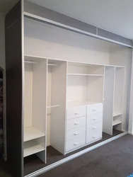 Photo of built-in wardrobes in the bedroom inside