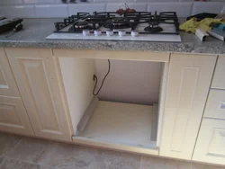 Photo of a kitchen with a gas hob
