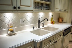 Backsplash design for a classic tile kitchen