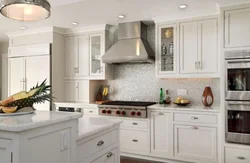 Backsplash Design For A Classic Tile Kitchen