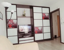 Жатын бөлмедегі гардероб фотосуреті