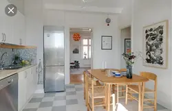 Ас үйдегі фотосуретте тоңазытқышты қалай орналастыру керек