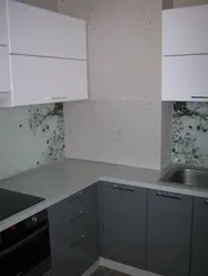 Угловые кухни с коробом в углу фото дизайн