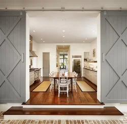 Kitchen floor and door design