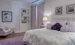 Açıq Bənövşəyi Yataq Otağı Interyeri