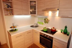 Budget kitchen 9 sq m design