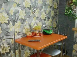 Wallpaper in the kitchen photo