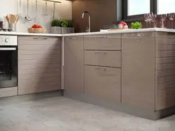 Ранги капучино дар акси дохилии ошхона