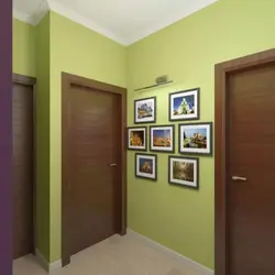 Color in the hallway design photo