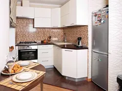 Тарҳи ошхонаи кунҷӣ дар услуби муосир дар Хрущев