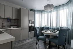 Kitchen in the bay window at home design photo