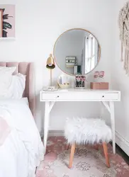 Dressing table photo in the bedroom