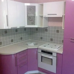 Угловые кухни с мойкой для маленькой кухни в хрущевке фото
