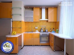 Öz fotoşəkilləri ilə kiçik mətbəxdə mətbəx dəsti