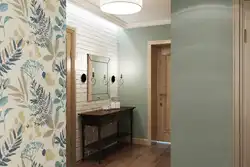 Daxili koridor divar kağızı və mebel