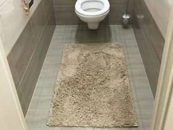 Bathroom rugs in the interior