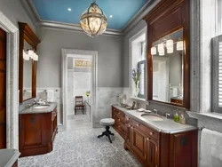 English bathroom interior
