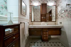 English bathroom interior