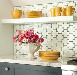 How to beautifully make an apron in the kitchen photo