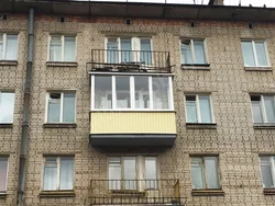 Фота балконаў і лоджый у доме