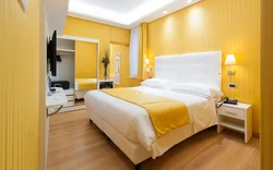 Sariq yotoq xonasining ichki qismi