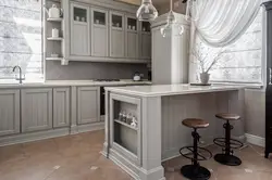 Classic kitchens with breakfast bar designs