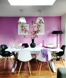 Combination of lilac color with other colors in the kitchen interior