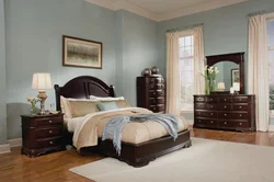 What Wallpaper To Choose For A Bedroom With Brown Furniture Photo