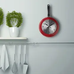 Interyerdə mətbəx üçün divar saatı
