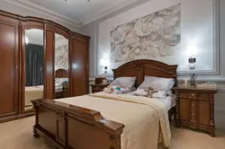 Bedrooms with dark furniture modern design