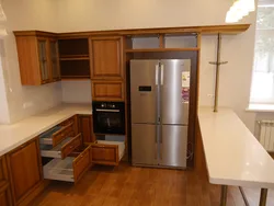 How to install a refrigerator in the kitchen photo