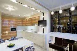 Mətbəx oturma otağının içərisində lampalar