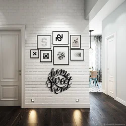 How to decorate a wall in the hallway photo