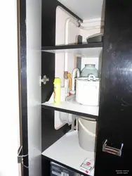 Mətbəx fotoda gizli olmayan qaz sayğacı