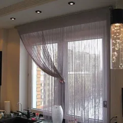 Ichki makonda oshxona uchun ipli pardalar haqiqiy fotosuratlar