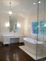 Bathroom Design With Chandelier