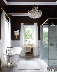 Bathroom Design With Chandelier