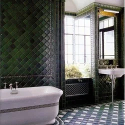 Bathroom design dark green