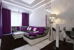 Binafsha divan bilan yashash xonasi dizayni
