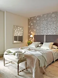 Wallpaper with flowers for the bedroom combined photo design