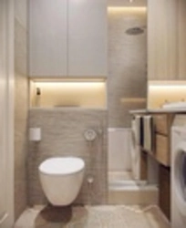 Bathroom design 4 sq m with toilet and bathtub