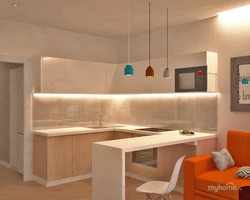 Bar sayğacı, stol və divan ilə mətbəx dizaynı