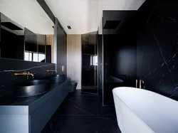 Bath interior in dark colors