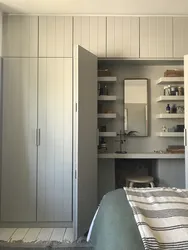 Yotoqxona fotosuratidagi shkaflar javonlari