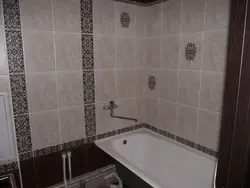 Photo of laying tiles in the bathroom