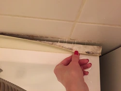 How to seal cracks in a bathroom photo