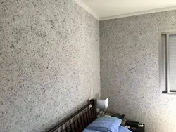 Фото дизайн стены жидкими обоями на кухне