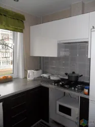 Photo of the kitchen in the Brezhnevka apartment