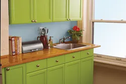 How to paint an old kitchen photo